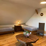 Penzion, Restaurace Jaro Brdy 招待所