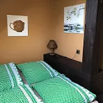 招待所 Penzion, Restaurace Jaro Brdy Vesin