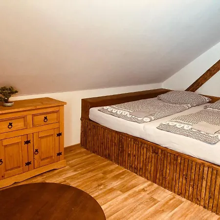 Гостевой дом Penzion, Restaurace Jaro Brdy Vesin