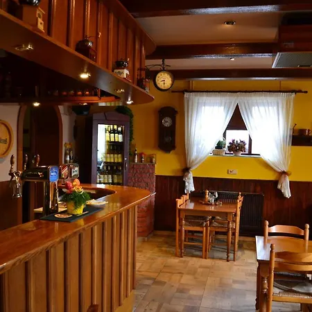 Affittacamere Penzion, Restaurace Jaro Brdy Vesin